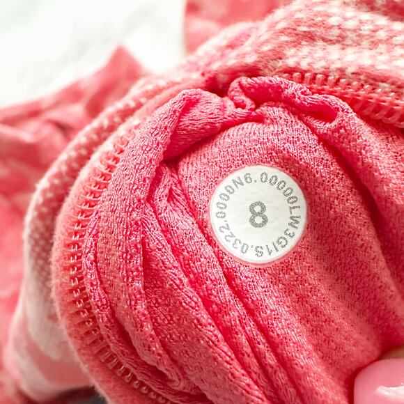 lululemon It's Rulu Warm Cropped Half Zip Pull Over Women’s Size 8 cool weather - Picture 11 of 11